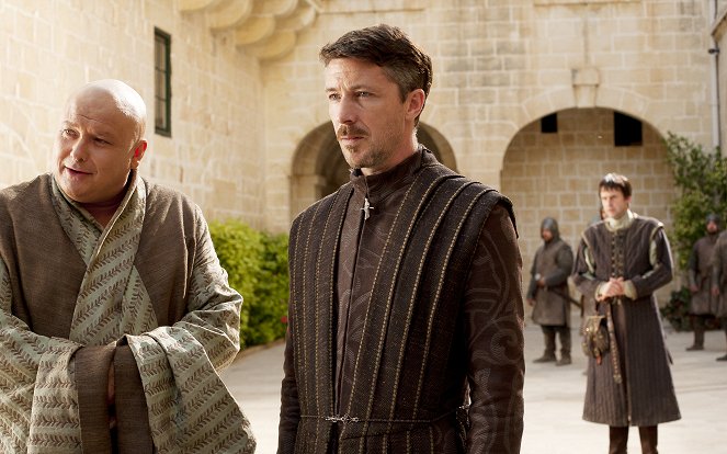 Game of Thrones - You Win or You Die - Photos - Conleth Hill, Aidan Gillen
