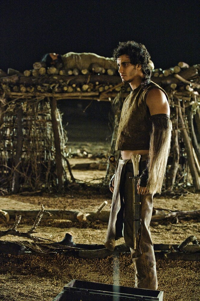 Game of Thrones - Fire and Blood - Photos - Elyes Gabel