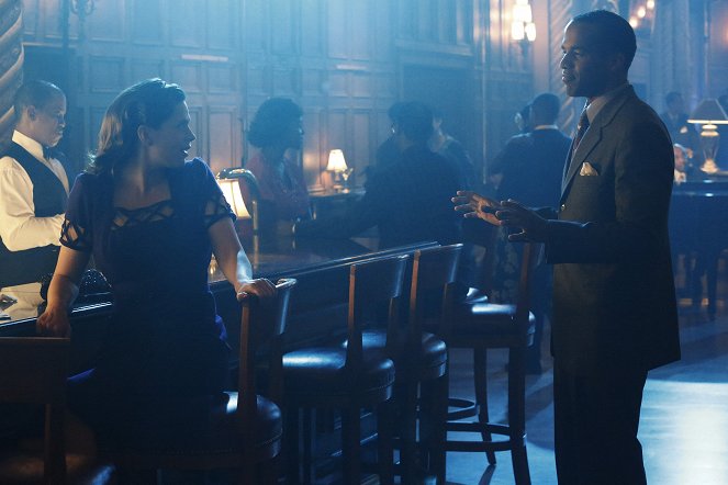 Agent Carter - A View in the Dark - Photos - Hayley Atwell, Reggie Austin