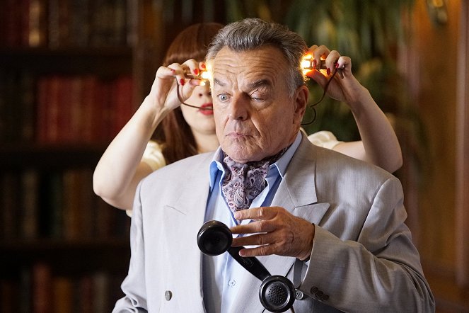 Marvel's Agent Carter - The Atomic Job - Photos - Ray Wise