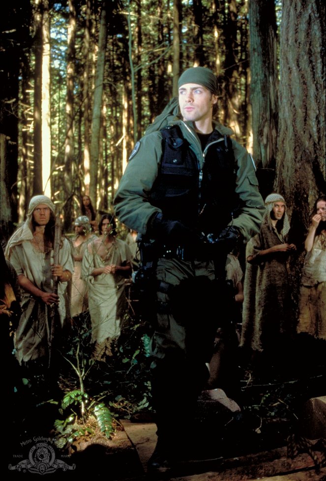 Stargate SG-1 - The First Commandment - Photos - Michael Shanks