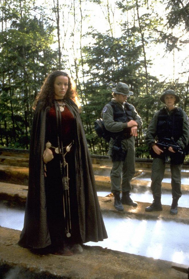 Stargate Kommando SG-1 - Im Reich des Donnergottes - Filmfotos - Galyn Görg, Michael Shanks, Amanda Tapping