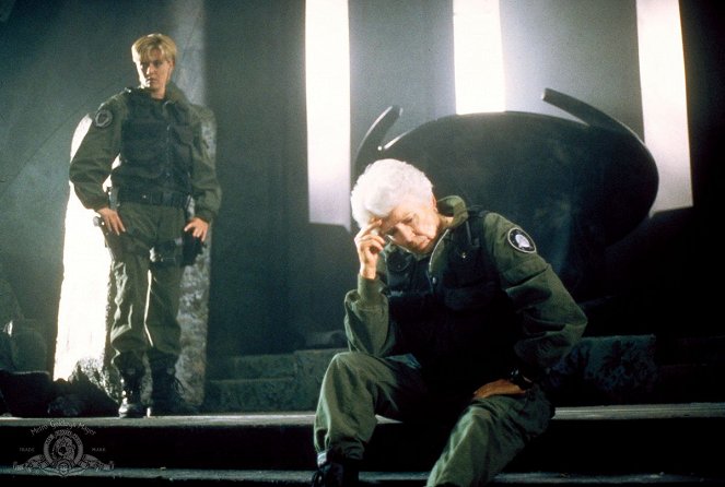 Stargate SG-1 - The Torment of Tantalus - Photos - Amanda Tapping, Elizabeth Hoffman