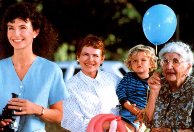 Perhe on paras - Kuvat elokuvasta - Mary Steenburgen, Dianne Wiest