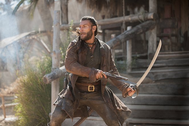 Piraci - XXII. - Z filmu - Zach McGowan