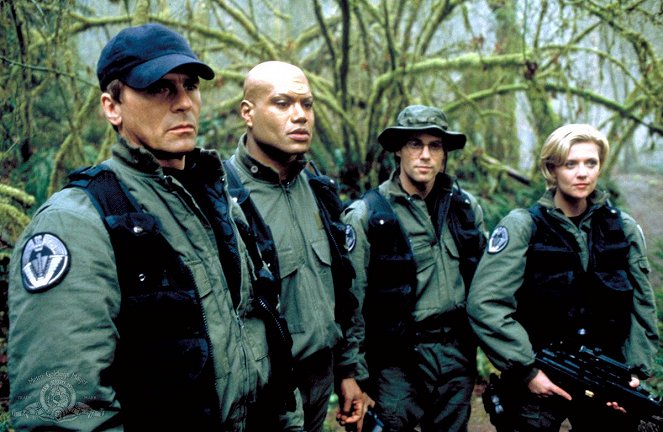 Stargate SG-1 - Season 2 - Prisoners - Photos - Richard Dean Anderson, Christopher Judge, Michael Shanks, Amanda Tapping