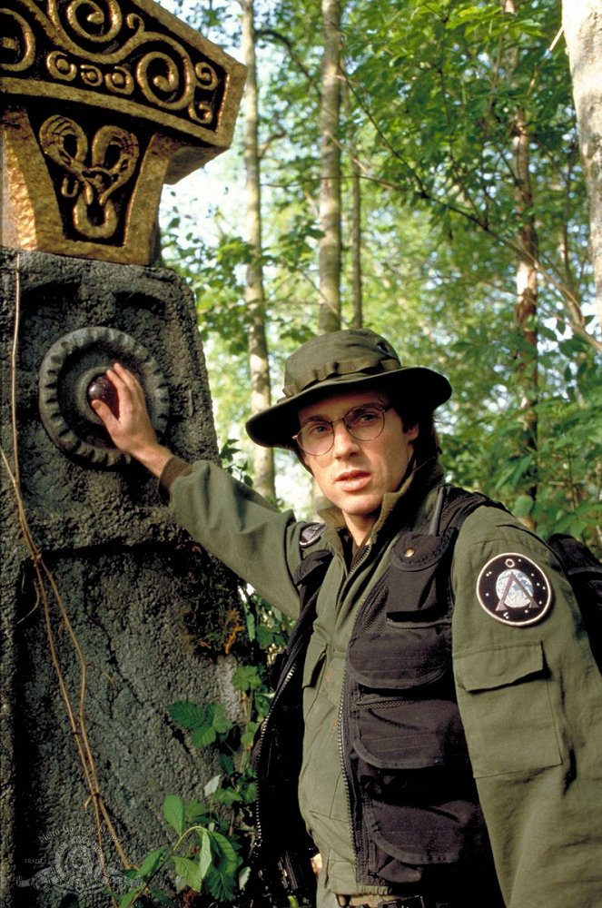 Stargate SG-1 - Thor's Chariot - Photos - Michael Shanks