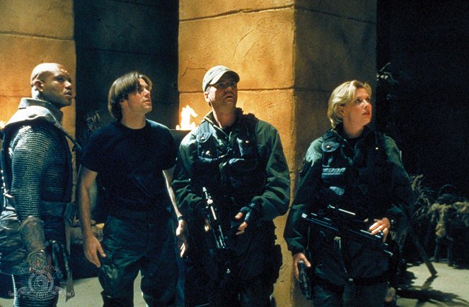 Stargate SG-1 - Secrets - Kuvat elokuvasta - Christopher Judge, Michael Shanks, Richard Dean Anderson, Amanda Tapping