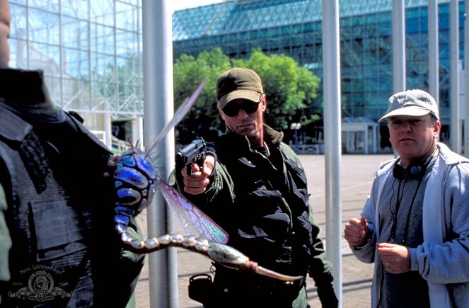 Stargate SG-1 - Bane - Van de set - Richard Dean Anderson