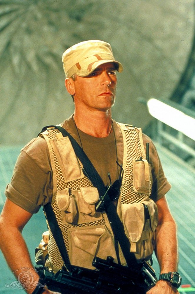 Stargate SG-1 - Season 2 - Serpent's Song - Photos - Richard Dean Anderson