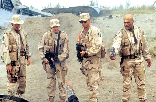Stargate SG-1 - Season 2 - Serpent's Song - Photos - Amanda Tapping, Richard Dean Anderson, Christopher Judge