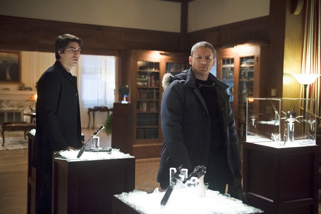 Legends of Tomorrow - Pilot, Part 2 - Photos - Brandon Routh, Wentworth Miller