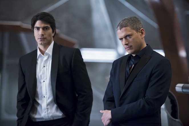 Legends of Tomorrow - White Knights - Photos - Brandon Routh, Wentworth Miller