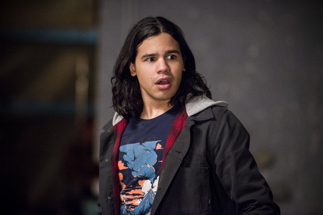 The Flash - Welcome to Earth-2 - Photos - Carlos Valdes