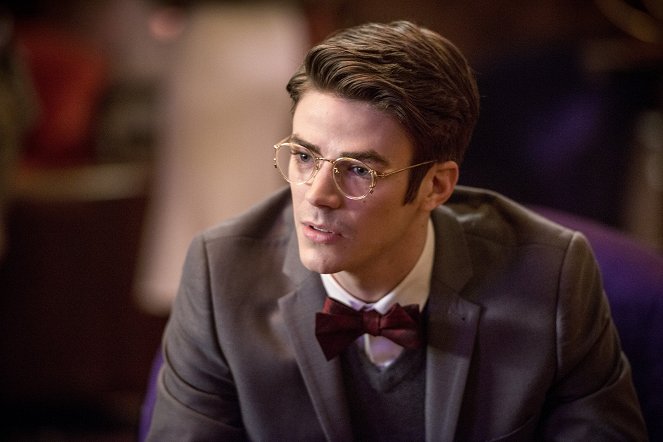 The Flash - Welcome to Earth-2 - Photos - Grant Gustin