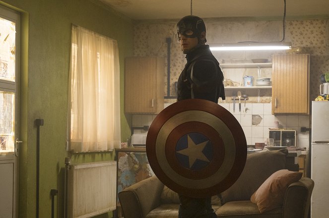 Captain America: Občanská válka - Z filmu - Chris Evans