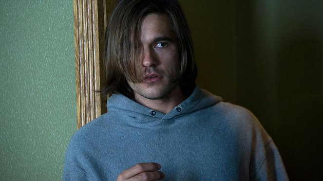 The Magicians - The World in the Walls - Photos - Jason Ralph