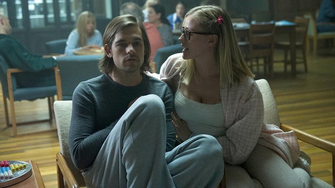 The Magicians - The World in the Walls - Do filme - Jason Ralph, Olivia Dudley