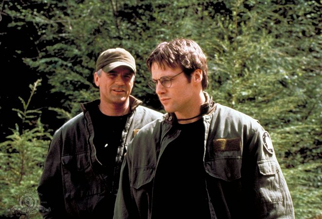 Stargate SG-1 - Season 3 - Deadman Switch - Photos - Christopher Judge, Michael Shanks