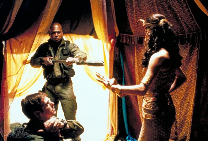Stargate SG-1 - Season 3 - Forever in a Day - Photos - Michael Shanks, Christopher Judge