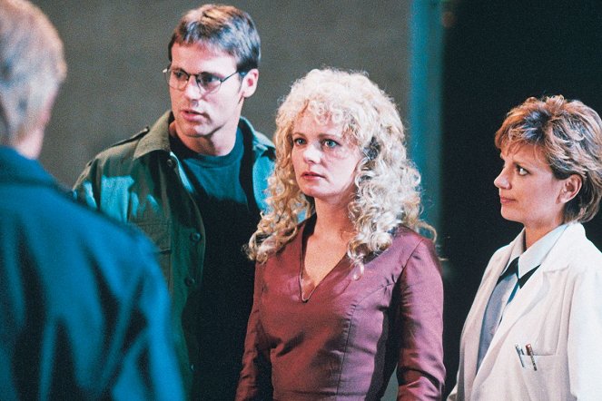 Stargate Kommando SG-1 - Vergangenheit und Gegenwart - Filmfotos - Michael Shanks, Megan Leitch, Teryl Rothery