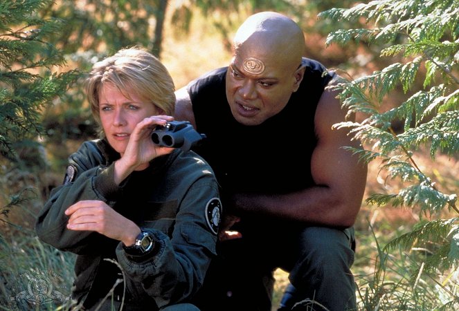 Stargate SG-1 - Season 3 - Pretense - Photos - Amanda Tapping, Christopher Judge