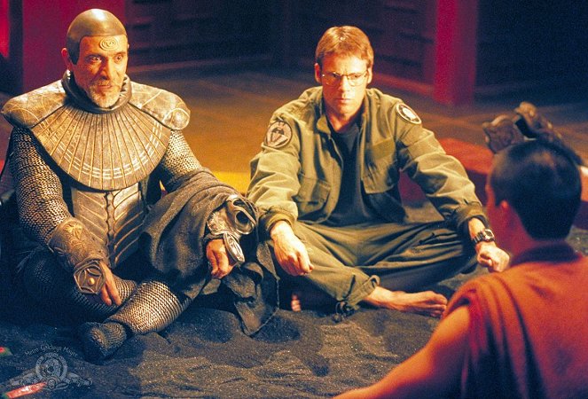 Stargate SG-1 - Maternal Instinct - Photos - Tony Amendola, Michael Shanks