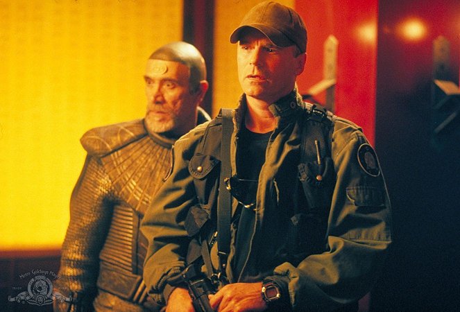 Stargate SG-1 - Maternal Instinct - Photos - Tony Amendola, Richard Dean Anderson