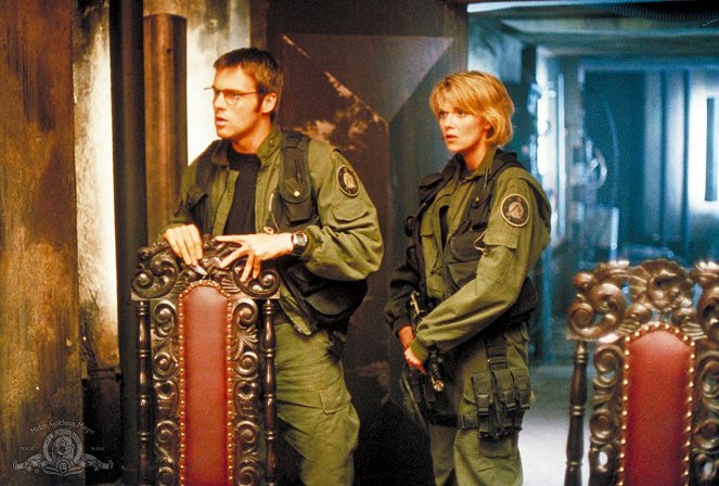 Stargate SG-1 - Season 4 - The Other Side - Photos - Michael Shanks, Amanda Tapping