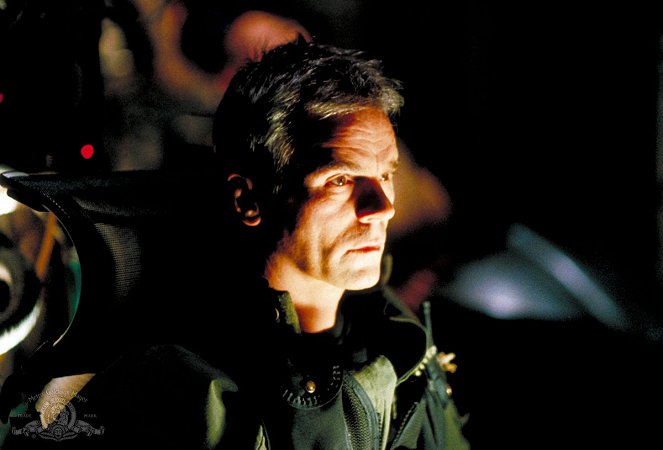 Stargate SG-1 - Season 4 - The Other Side - Photos - Richard Dean Anderson