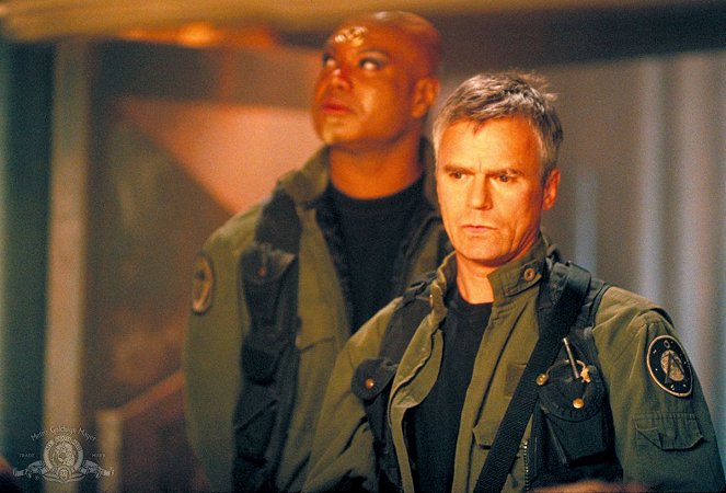 Stargate SG-1 - Season 4 - The Other Side - Photos - Christopher Judge, Richard Dean Anderson