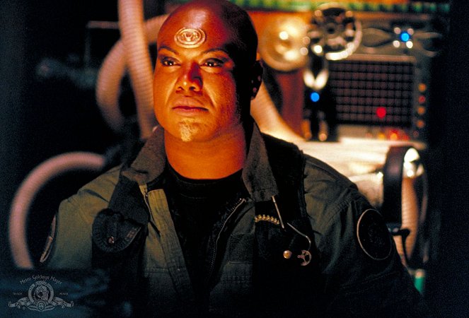 Stargate SG-1 - Season 4 - The Other Side - Photos - Christopher Judge