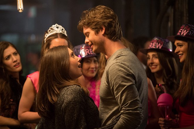 How to Be Single - Photos - Alison Brie, Anders Holm