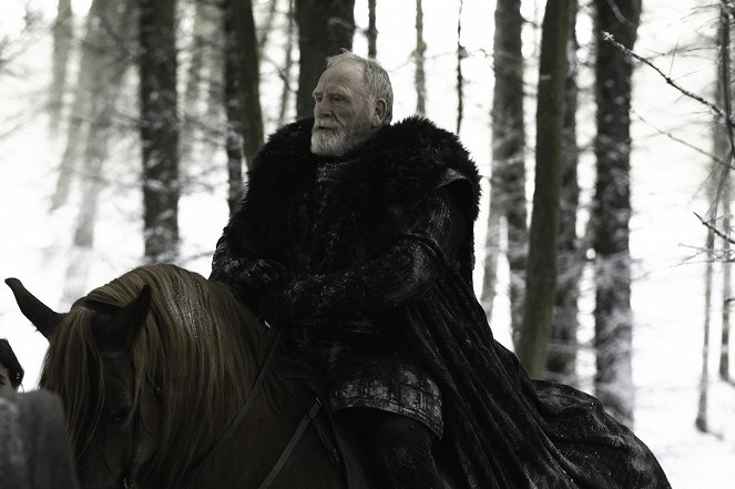 Game of Thrones - Season 2 - The North Remembers - Photos - James Cosmo