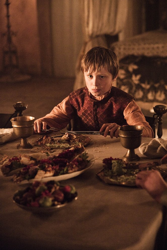 Game of Thrones - Season 2 - What Is Dead May Never Die - Photos - Callum Wharry