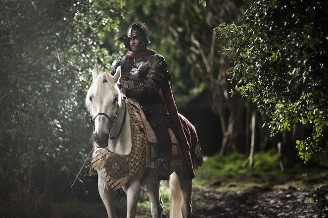 Game of Thrones - Season 2 - What Is Dead May Never Die - Photos