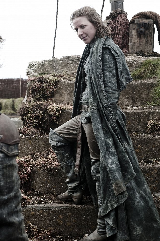 Game of Thrones - Season 2 - The Ghost of Harrenhal - Photos - Gemma Whelan