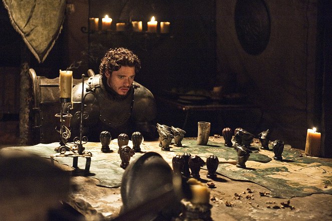 Game of Thrones - Season 2 - The Old Gods and the New - Photos - Richard Madden