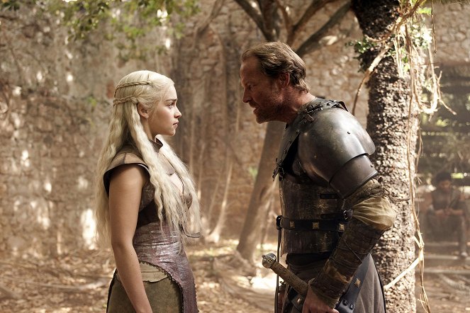 Trónok harca - Deres hercege - Filmfotók - Emilia Clarke, Iain Glen