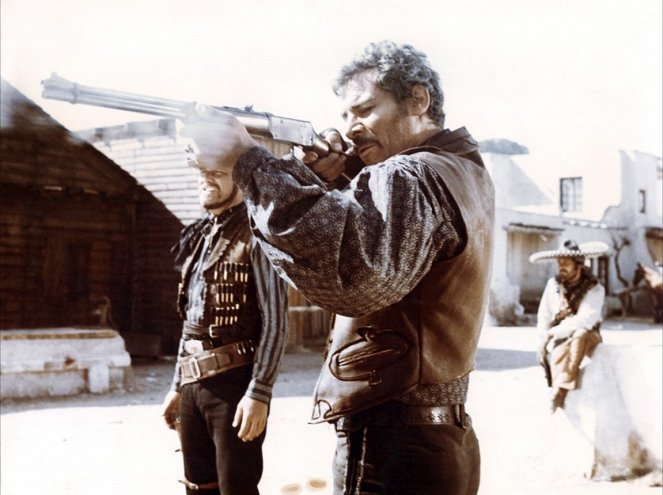 A Fistful of Dollars - Photos - Benito Stefanelli, Gian Maria Volonté, José Canalejas