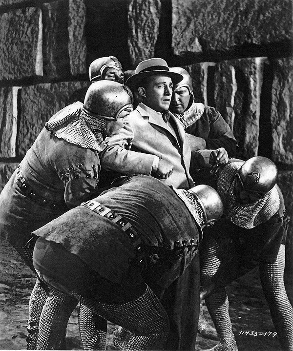 Jenkki kuningas Arthurin hovissa - Kuvat elokuvasta - Bing Crosby
