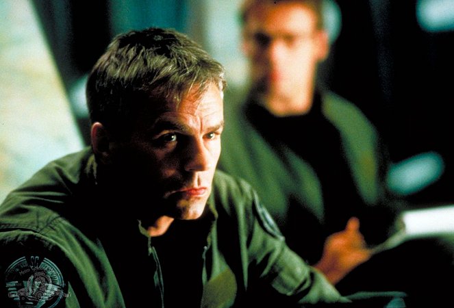 Stargate SG-1 - Season 4 - Divide and Conquer - Photos - Richard Dean Anderson