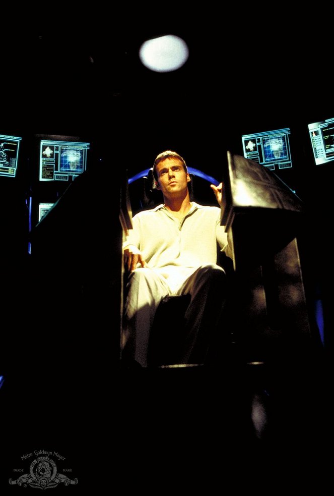 Stargate SG-1 - Absolute Power - Van film - Michael Shanks
