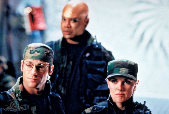 Stargate SG-1 - Season 5 - The Fifth Man - Photos - Michael Shanks, Christopher Judge, Amanda Tapping
