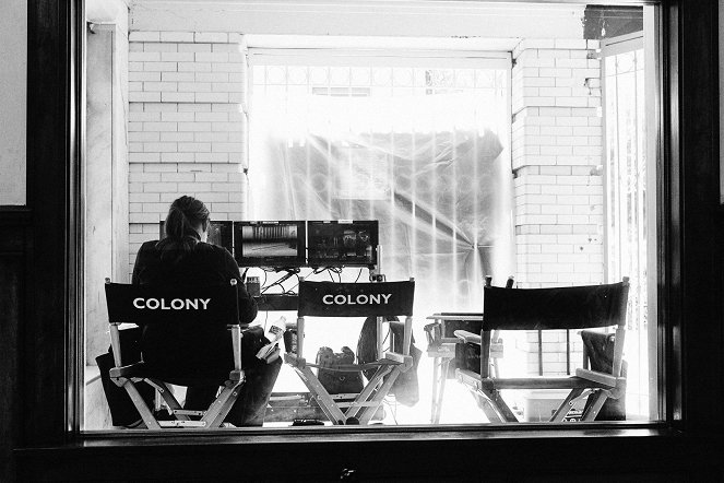 Colony - Season 1 - Van de set