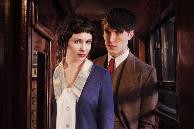 The Lady Vanishes - Promo - Tuppence Middleton, Tom Hughes