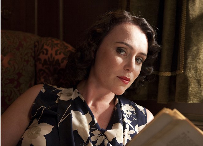 Londoni randevú - Promóció fotók - Keeley Hawes