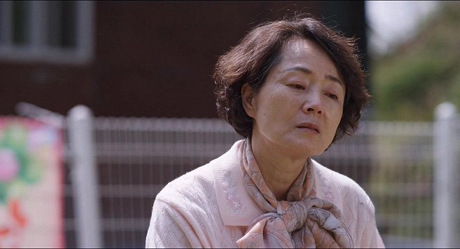 Oolineun hyeongjeibnida - Z filmu - Yeong-ae Kim