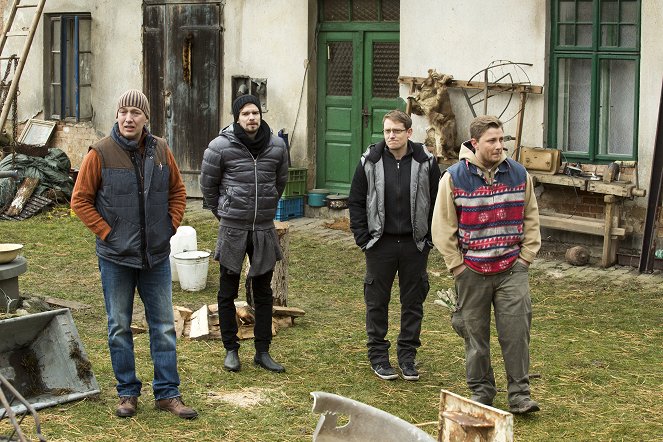 Drazí sousedé - Z filmu - Robert Jašków, Petr Buchta, Štěpán Benoni, Oldřich Hajlich