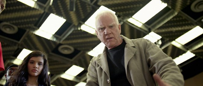 Mind's Eye - Z filmu - Malcolm McDowell
